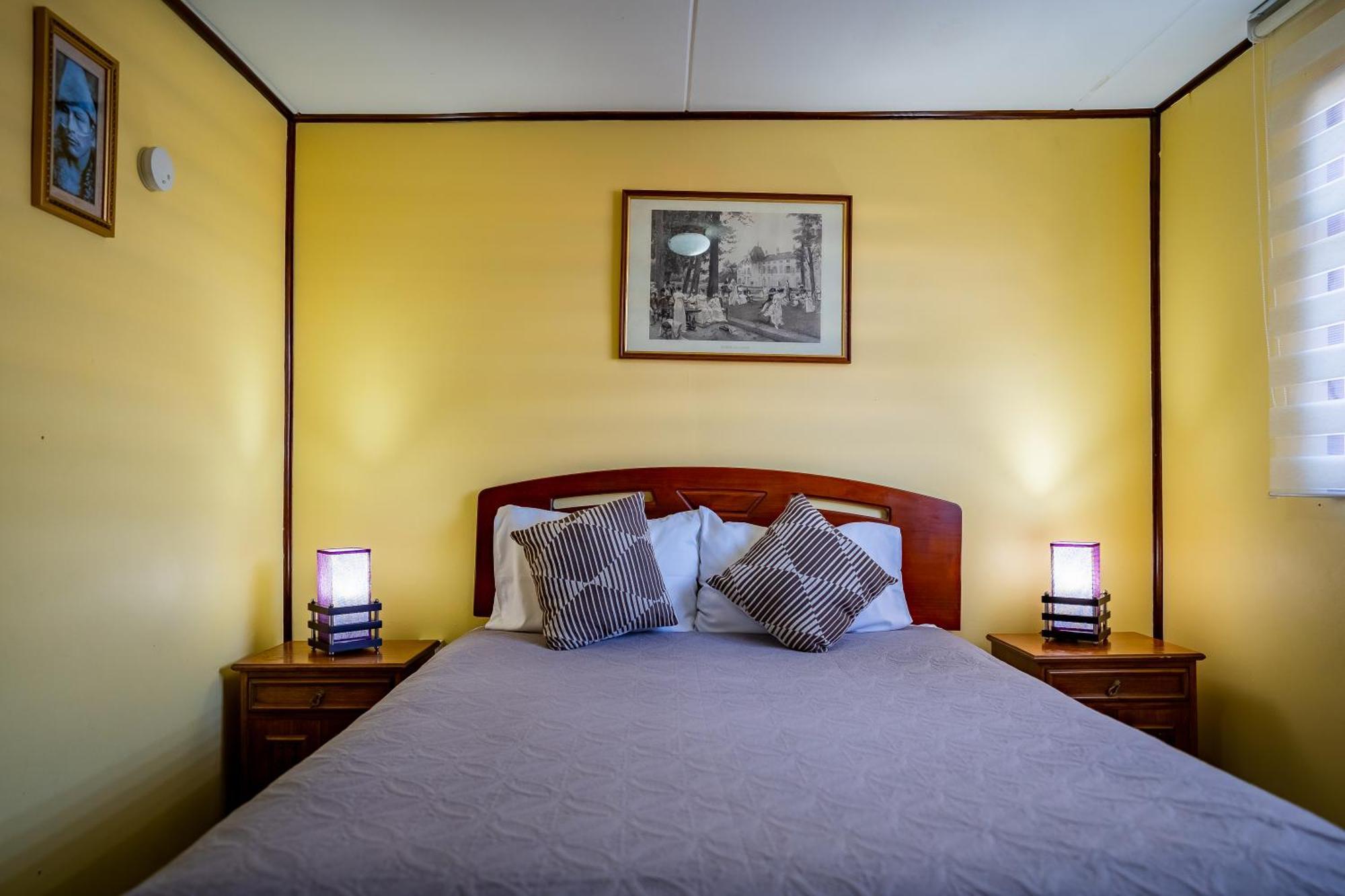 Hostal Alcazar Puerto Natales Extérieur photo