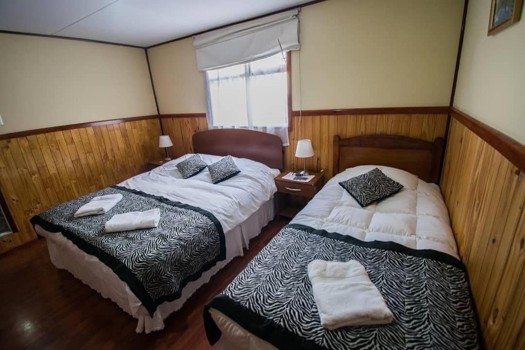 Hostal Alcazar Puerto Natales Extérieur photo