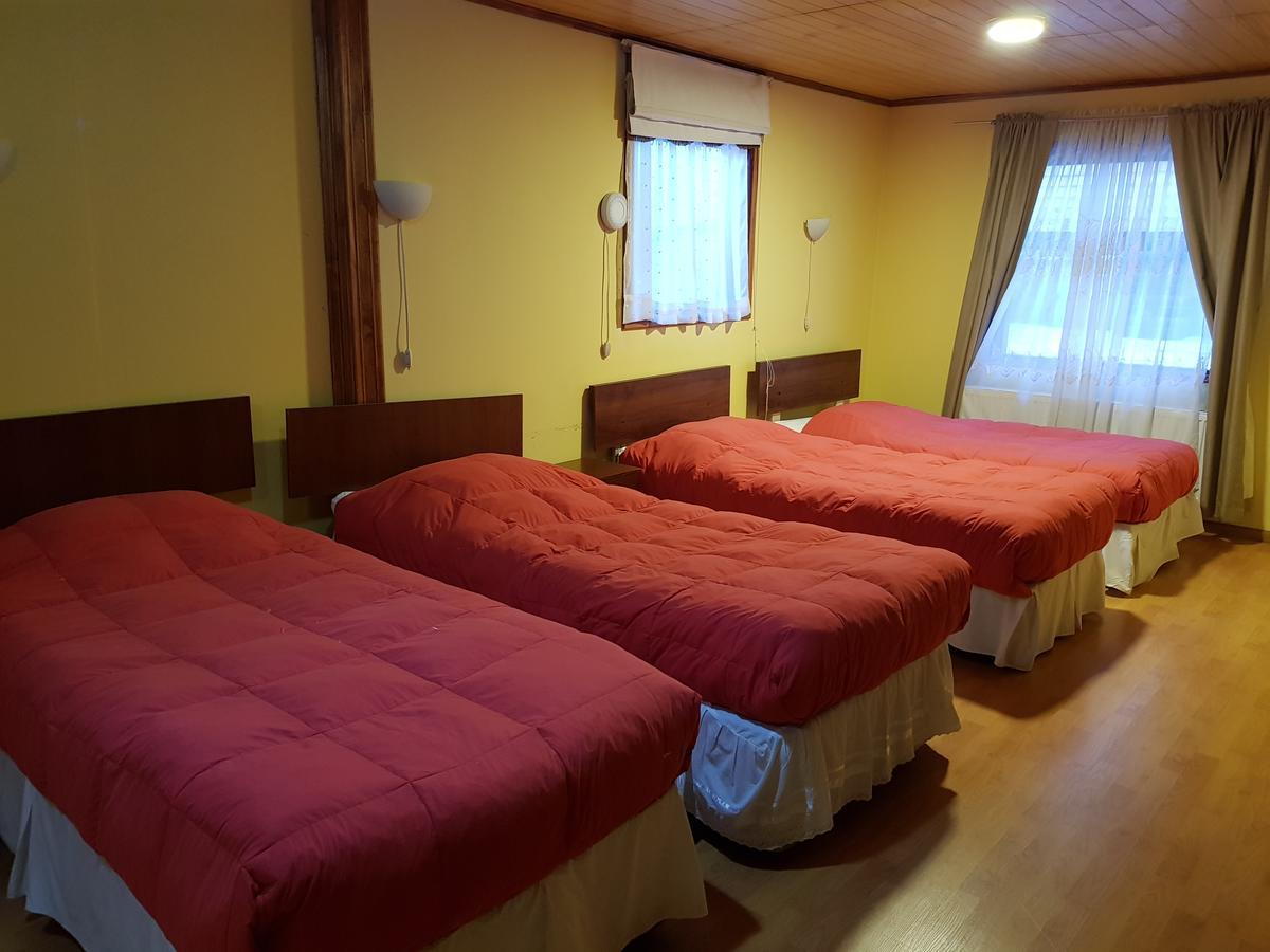 Hostal Alcazar Puerto Natales Extérieur photo