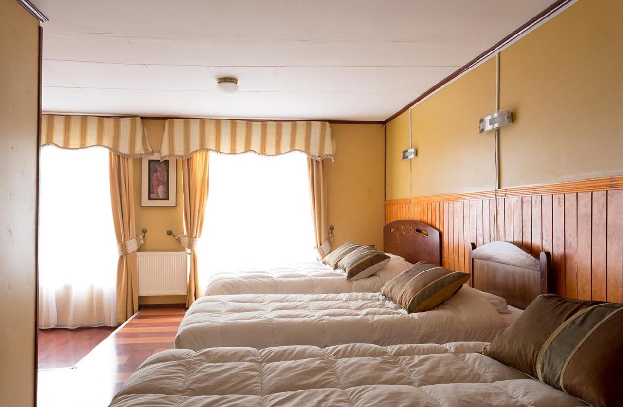 Hostal Alcazar Puerto Natales Extérieur photo