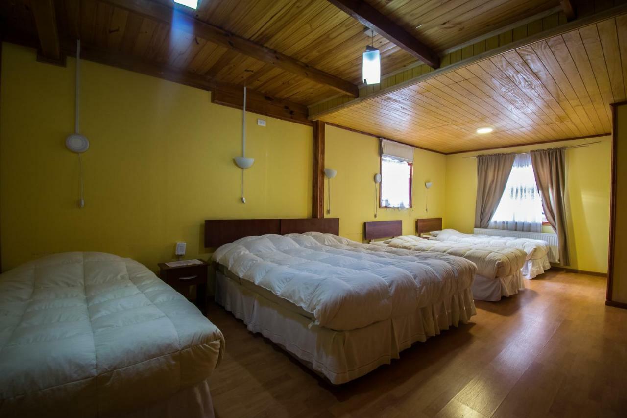 Hostal Alcazar Puerto Natales Extérieur photo