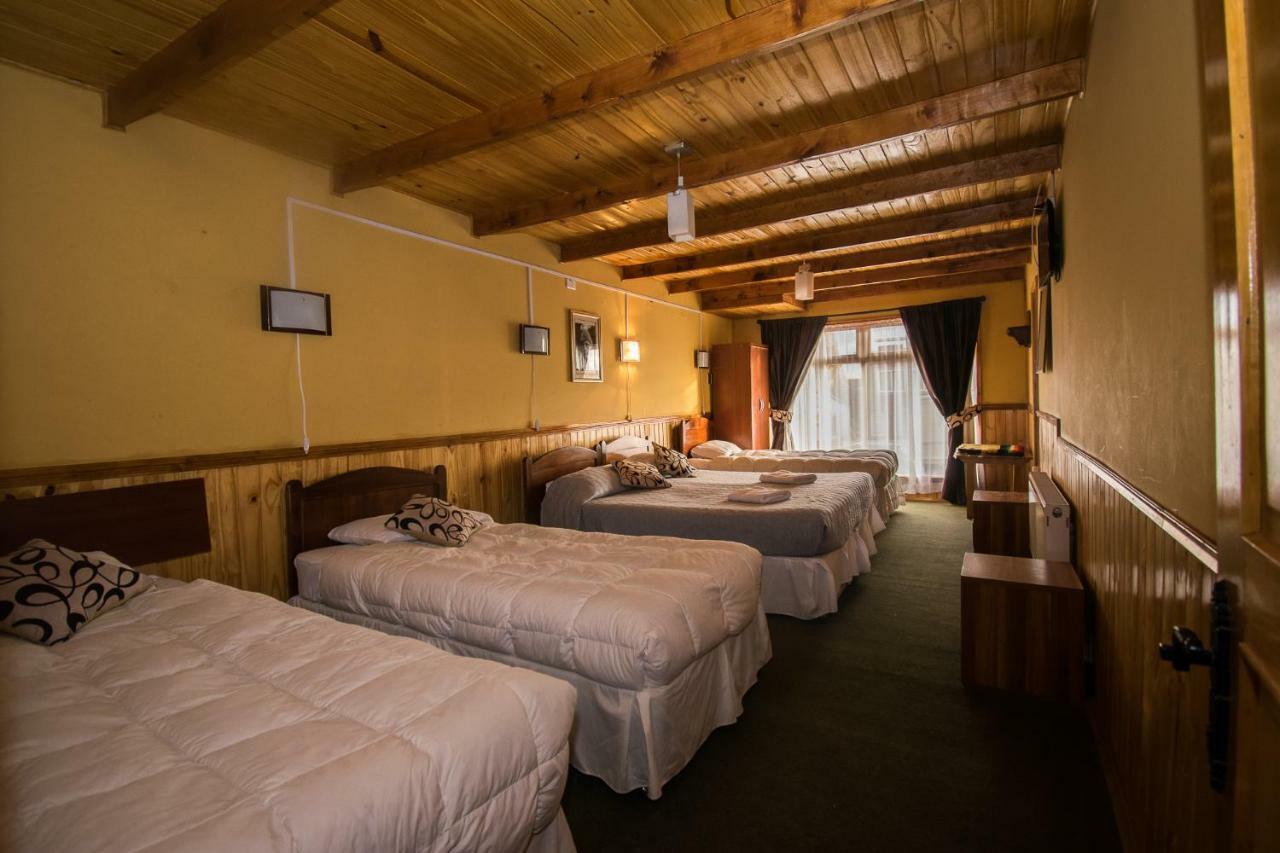 Hostal Alcazar Puerto Natales Extérieur photo