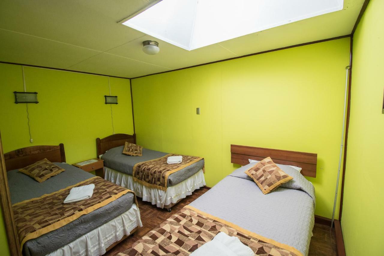 Hostal Alcazar Puerto Natales Extérieur photo